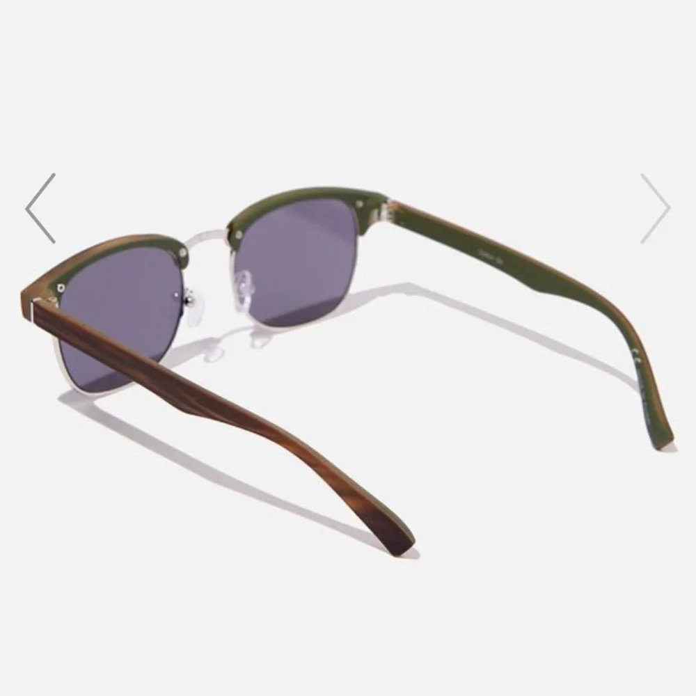 Cotton On Leopold wooden classic sunglasses